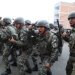 MPT retira más carteles de brujo que lee cartas y une a parejas