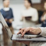 HP prepara a sus socios de negocio para la era de la inteligencia artificial con el nuevo programa HPAmplify AI