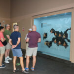 Líder cultural de Comas se suma a la campaña “Forjando valores: héroes pura camiseta” del IRTP